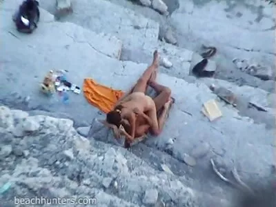 پروڈیوسر اسے مارنے سے پہلے اس کے جسم کو تلاش کرنا چاہتا ہے۔