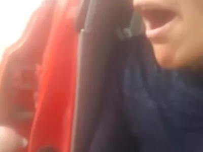 پیارے نوعمر اور سوتیلے والد نے جنسی تعلق قائم کیا جسے وہ راز رکھیں گے۔