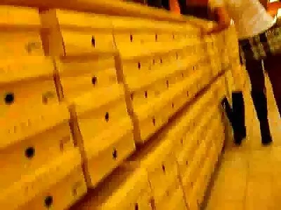 خوبصورت نوجوان عورت کو ایک بڑی جنسی بھوک اور انتھک عاشق ہے۔