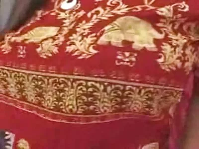 کبھی کبھار، یہ تینوں کچھ منحرف تفریح ​​کے لیے جمع ہوتے ہیں۔